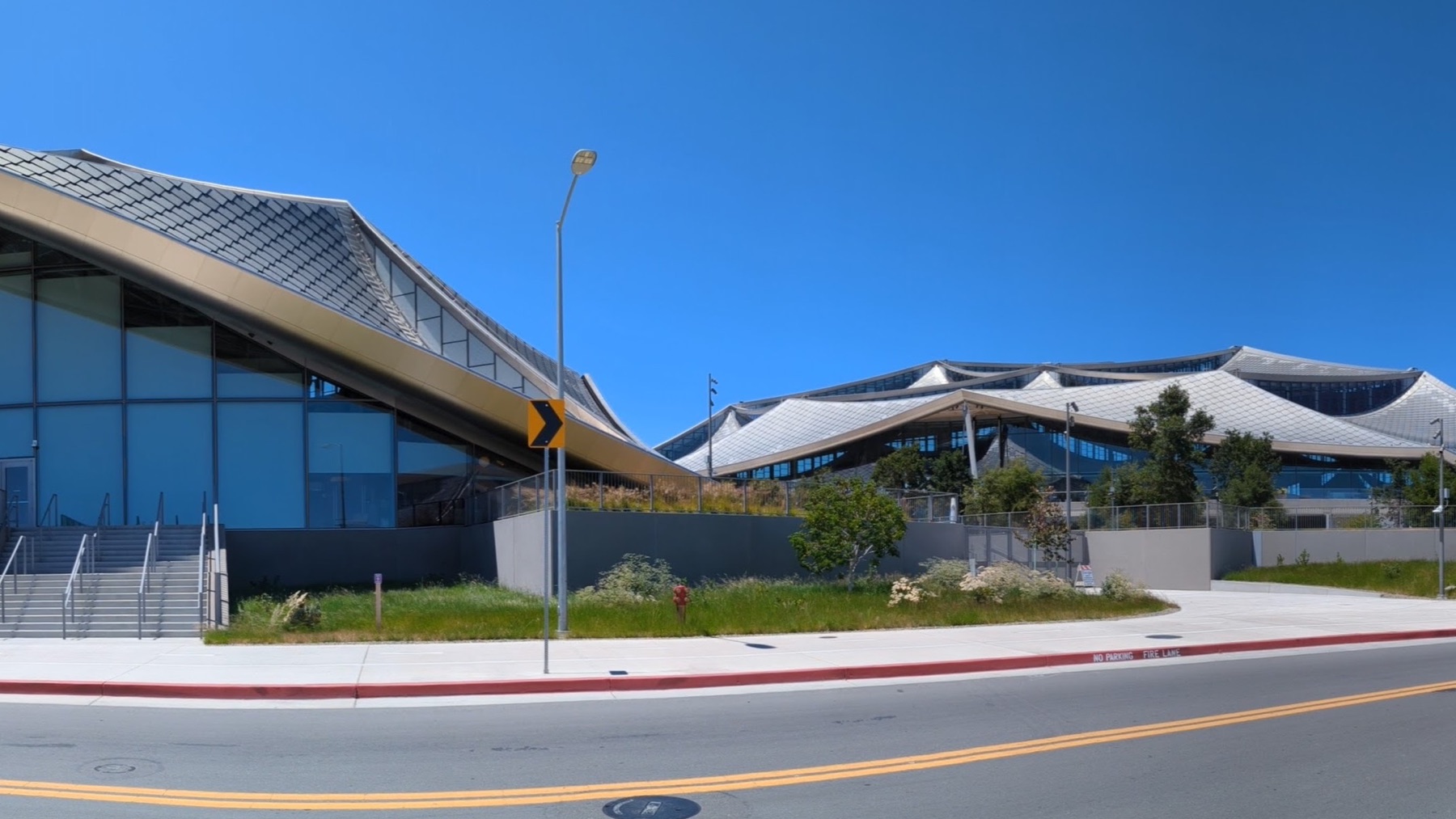 Google-ის Bay View კამპუსი 2022 წელს — კომპანიის საარქივო ფოტო, არა Gemini-ს აპის გამოსახულება